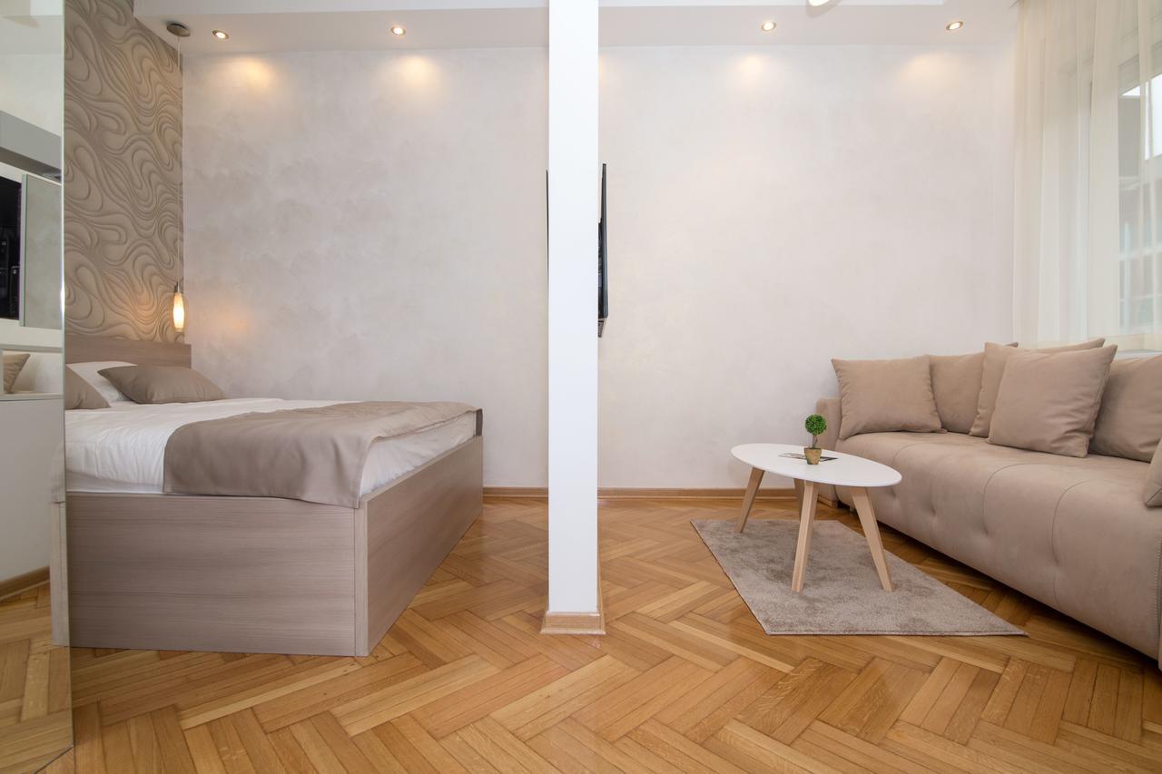 Royal Park Apartamento Belgrado Exterior foto