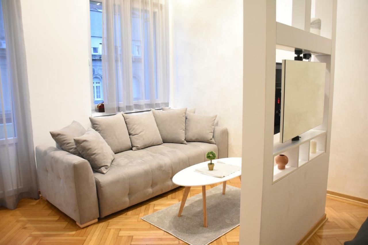 Royal Park Apartamento Belgrado Exterior foto